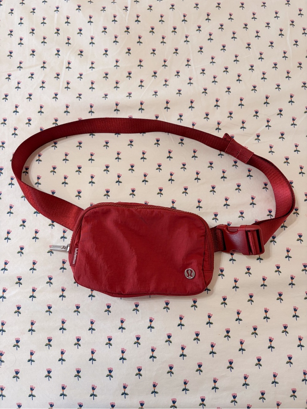 lululemon athletica Deep Red Compact Belt Bag 1L